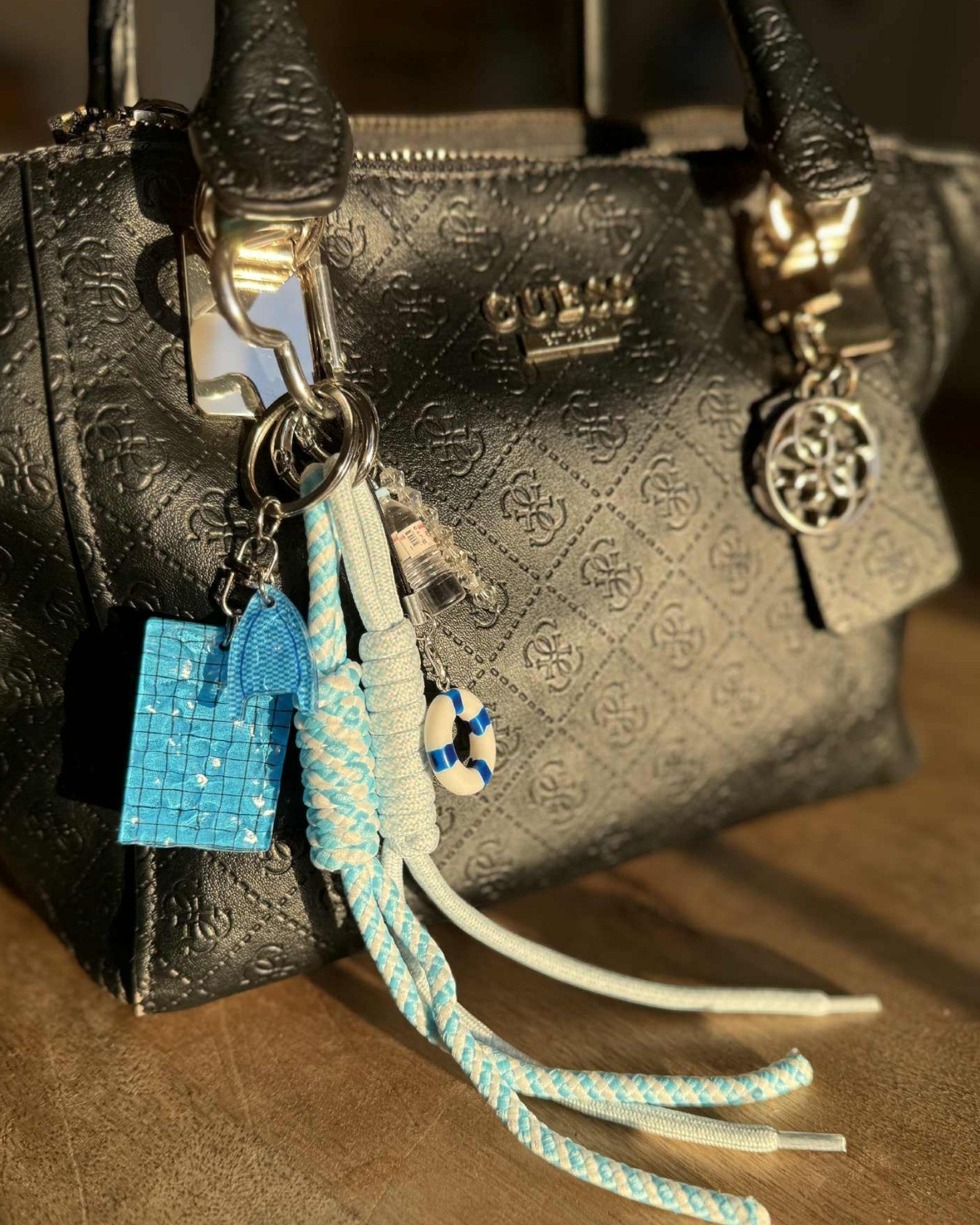 Grigri un dimanche à la piscine